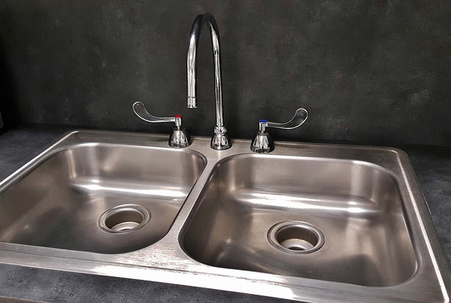 How to Clean Kitchen Sink Drain: 5 Easy Methods